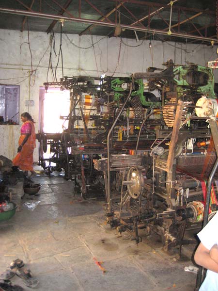 ilkalpowerlooms.jpg